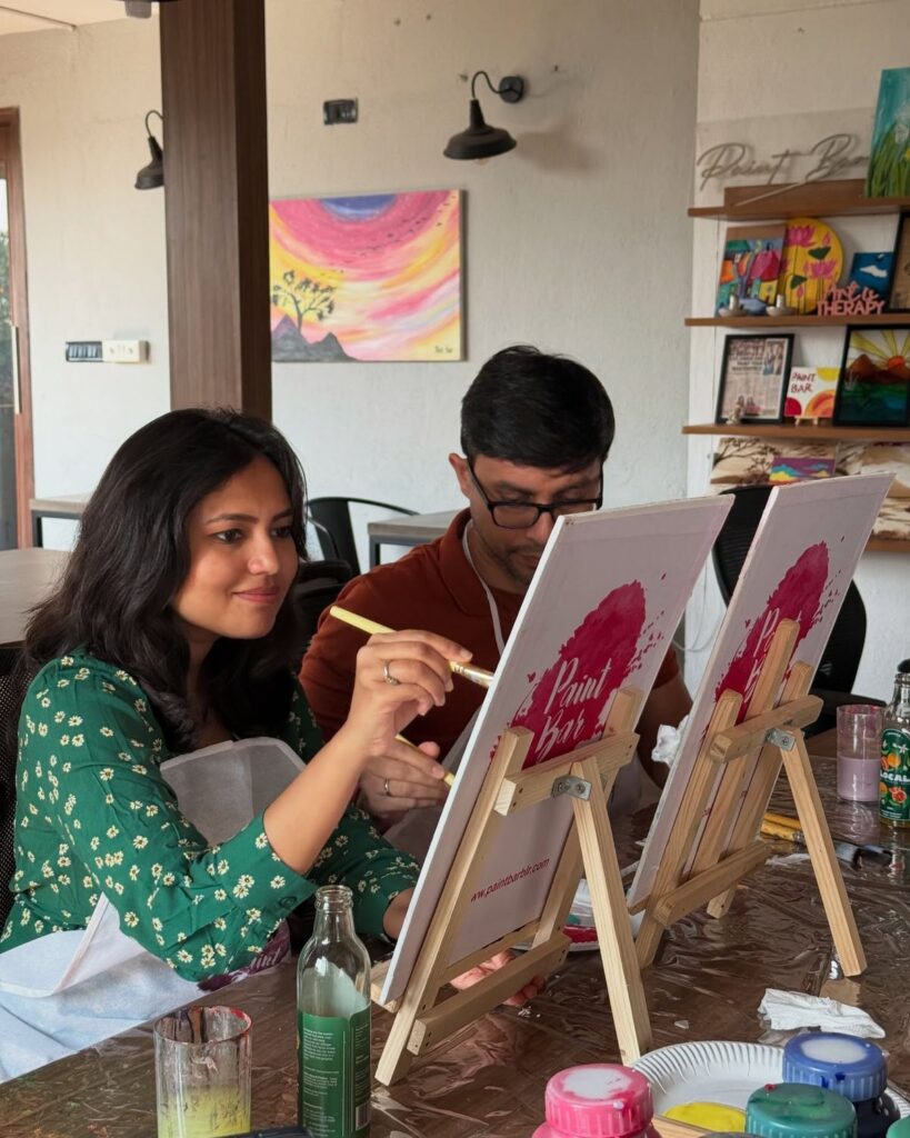 DIY- Couple-Paint-Sip