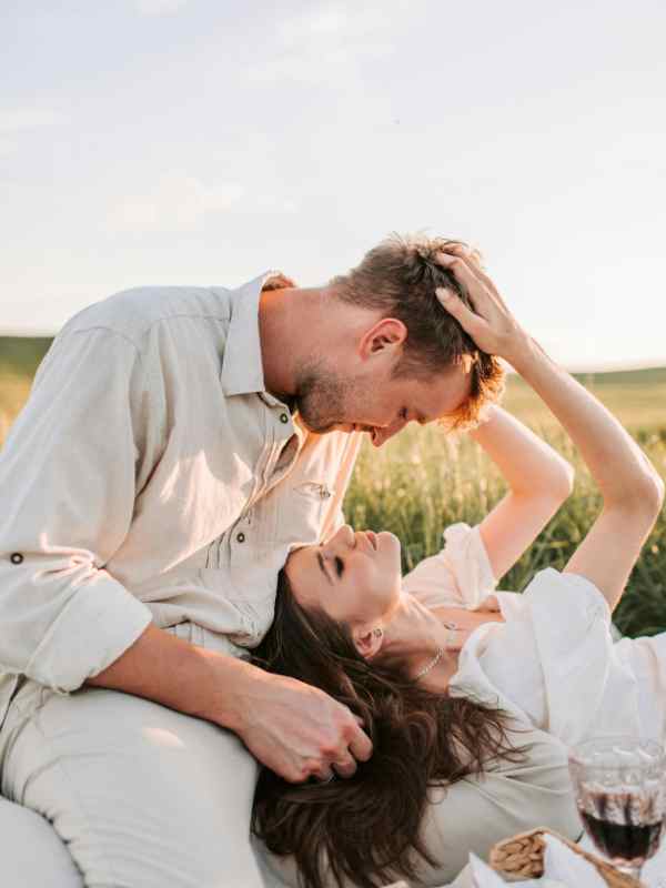 How-to-Pick-a-Date-Idea-That-Actually-Fits-Your-Relationship