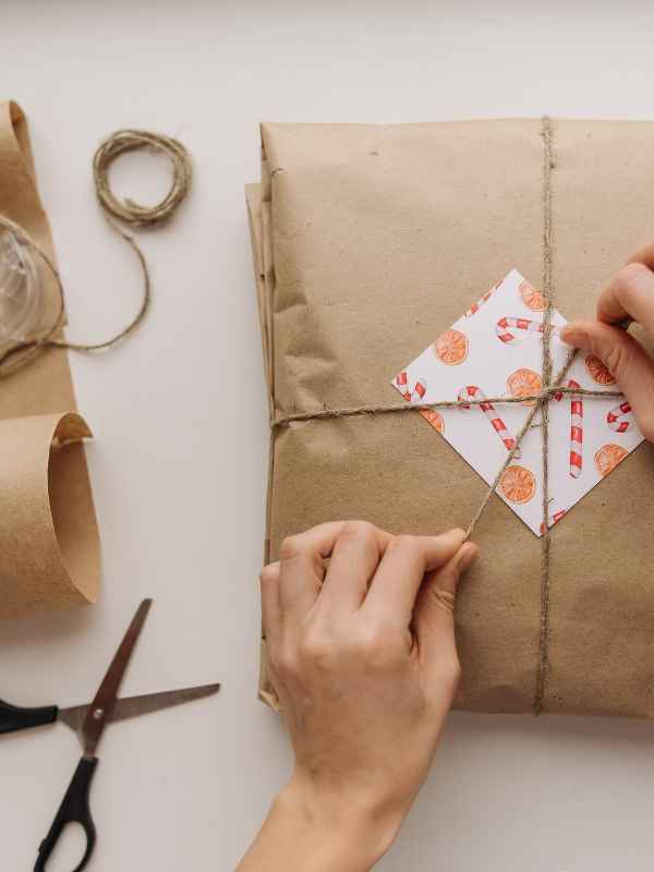 Packaging-and-Presentation-Tips-That-Sell.