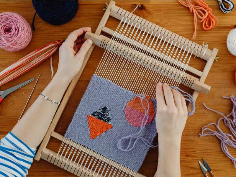 Start-Your-Home-Based-Craft-Business-Today- Low-Cost-DIY-Crafts-to-Make-and-Sell-From-Home