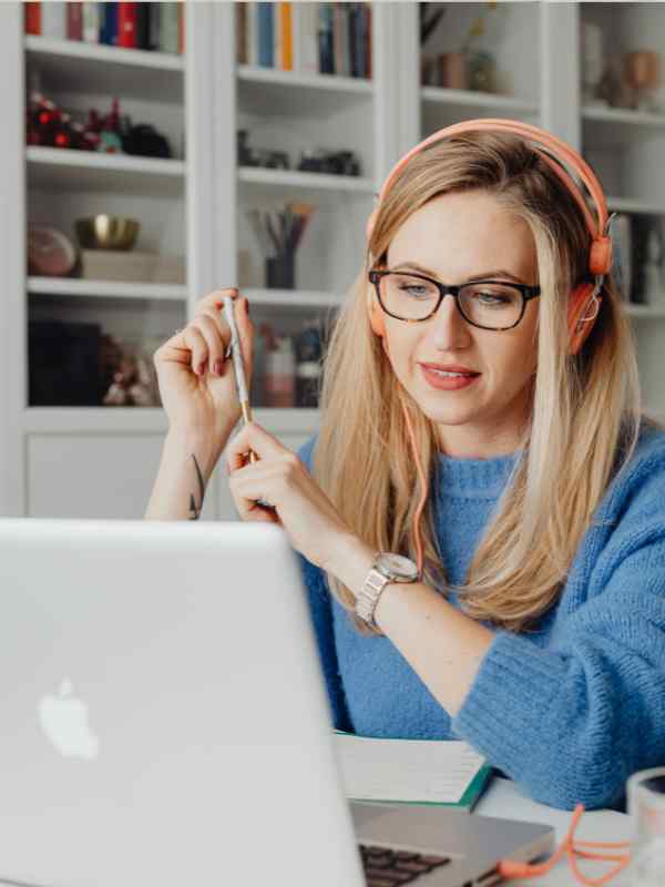 Communicating-With-Buyers.