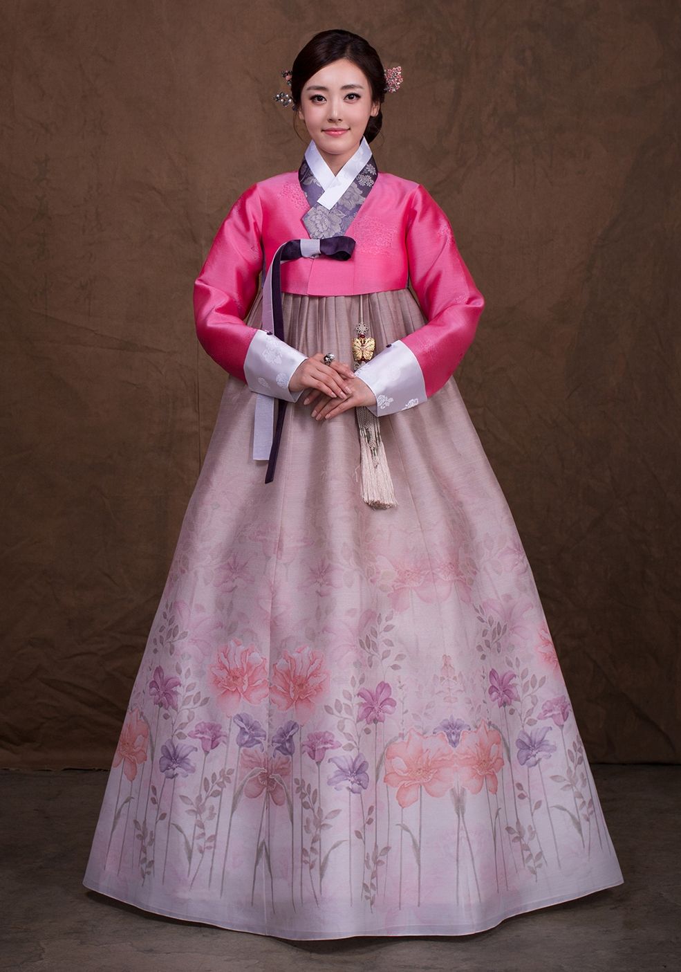 Korean-Hanbok-Korea-cultural-fashion-from-around-the-world