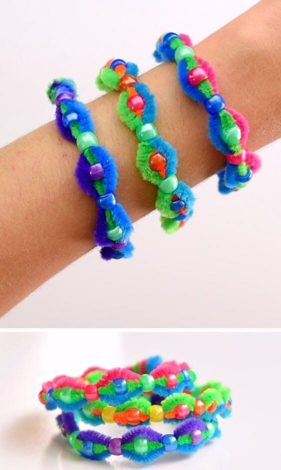 Pipe-Cleaner-Bracelet-pipe-cleaner-crafts-for-kids.