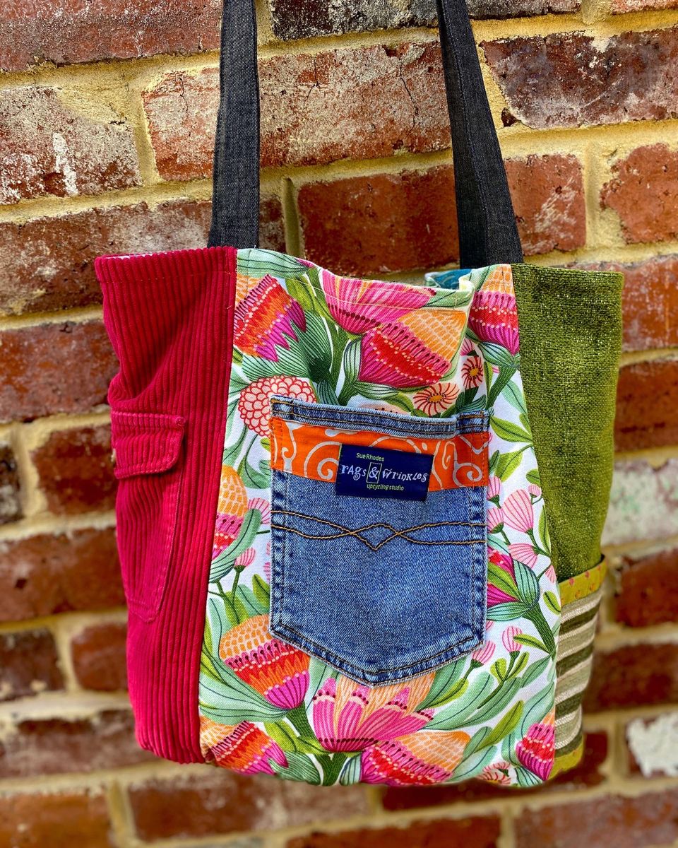 Upcycled-tote-bag-or-fabric-item-DIY-gift-ideas-for-friends