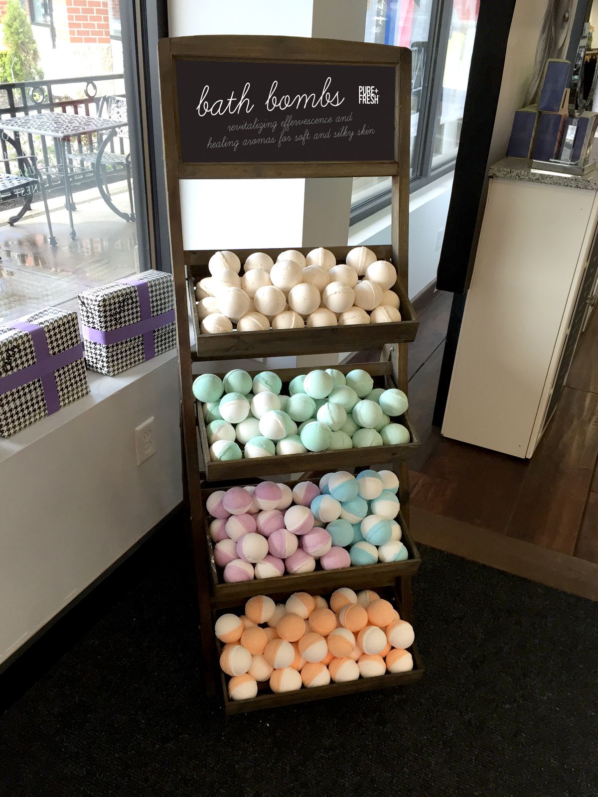 Bath-Bombs