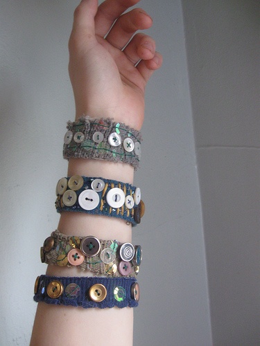 Bracelets-cloth-button-crafts