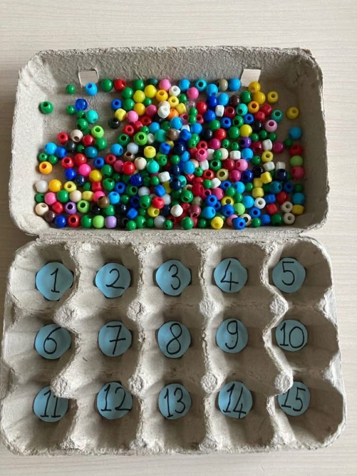 EGG-CARTON-CATERPILLAR-COUNTING-GAME