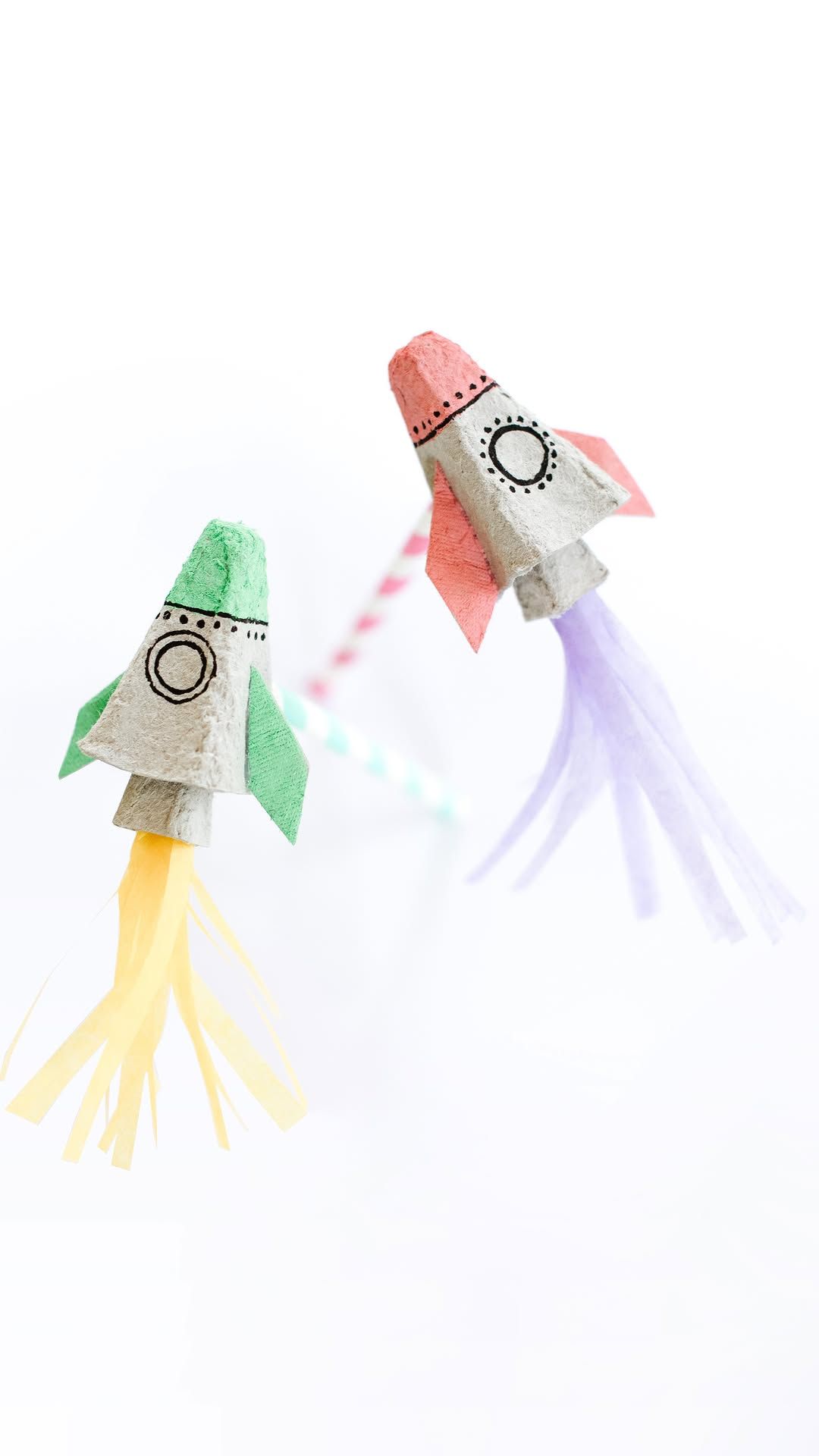 EGG-CARTON-SPACE-ROCKETS.