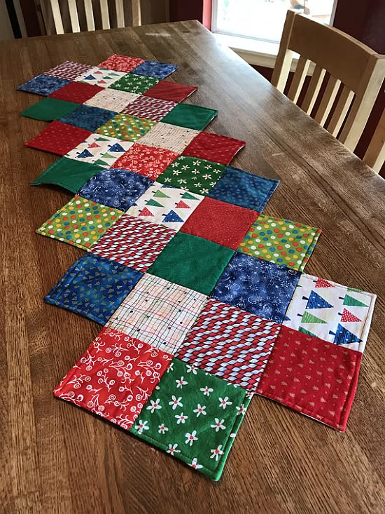 Fabric-Table-Runner-crafts-to-make-and-sell-at-craft-fairs.
