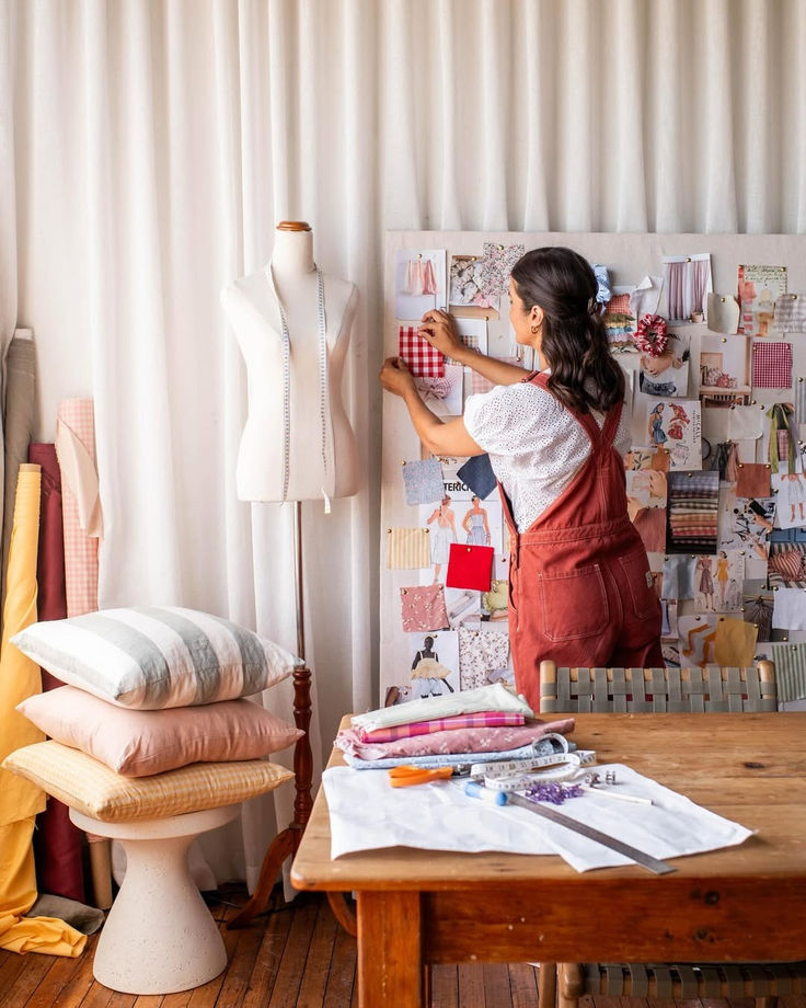 HOW-TO-START-MAKING-MONEY-WITH-YOUR-SKILLS.