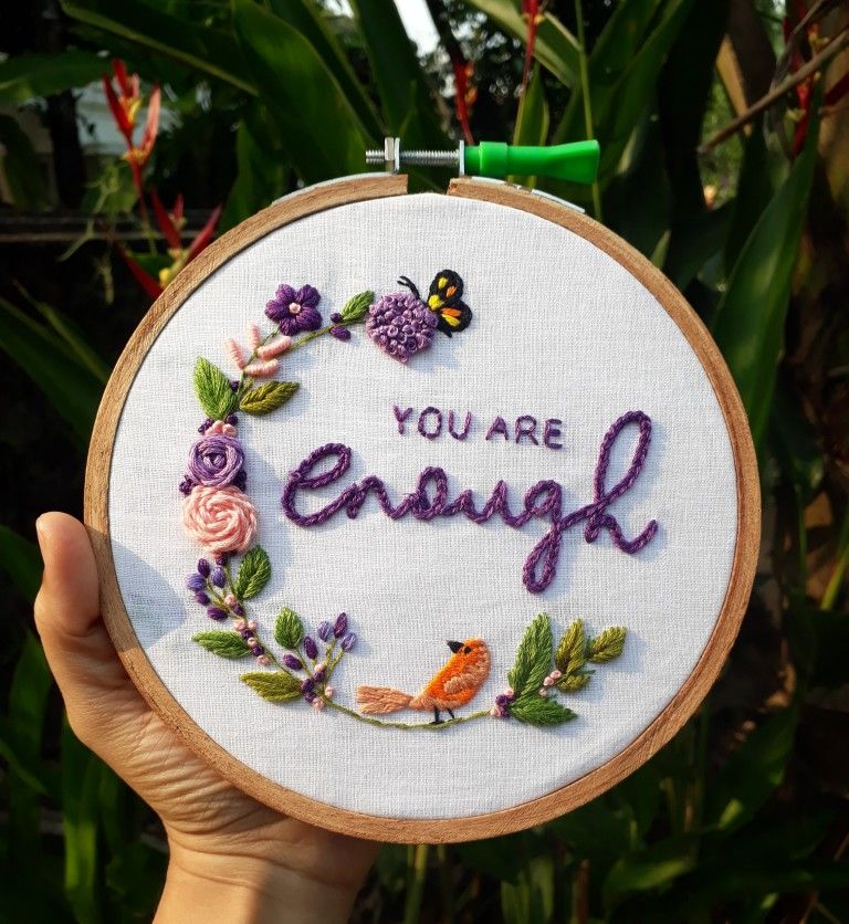 Inspirational-Word-or-Quote-hand-embroidery-projects-Hoop.-