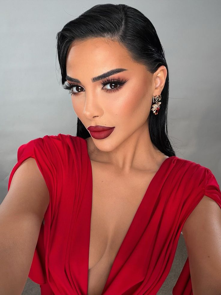 Red-Lip-4th-of-July-outfit-ideas