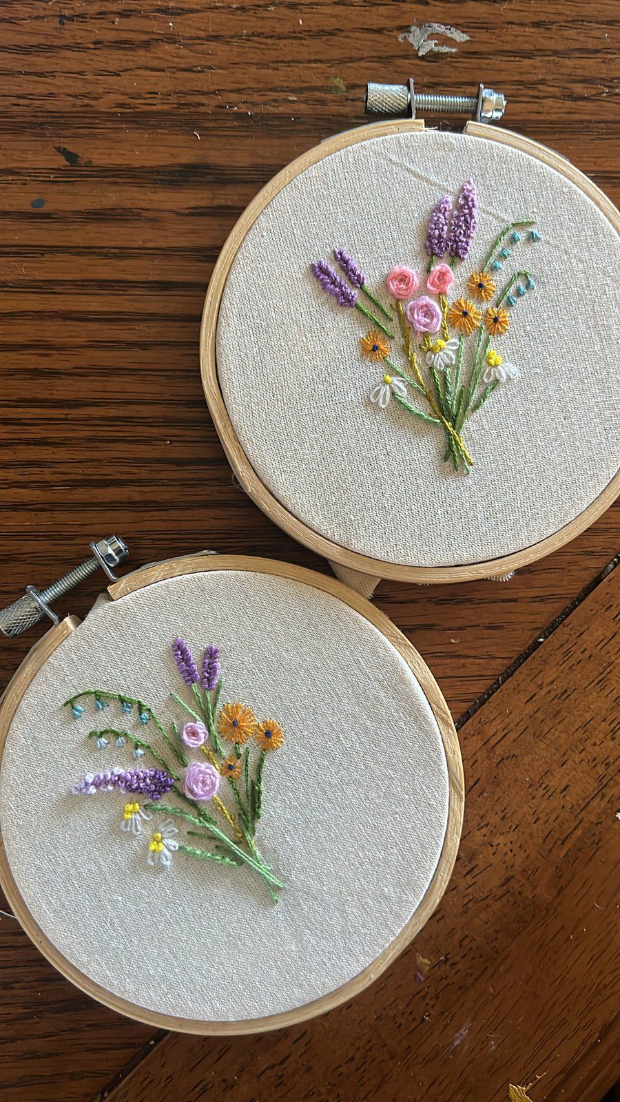 Simple-Wildflower-Bouquet-Hoop
