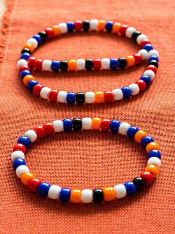 Maasai-Shuka-Colour-Bracelet.