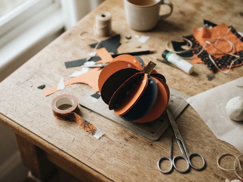 Halloween-craft-ideas-for-adults