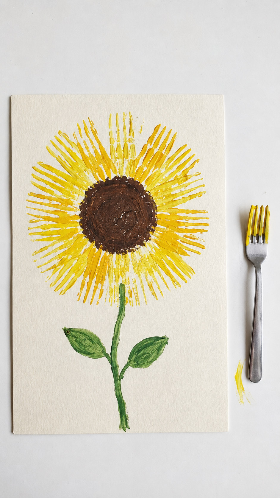 Fork-painted-sunflower-craft-on-cardstock