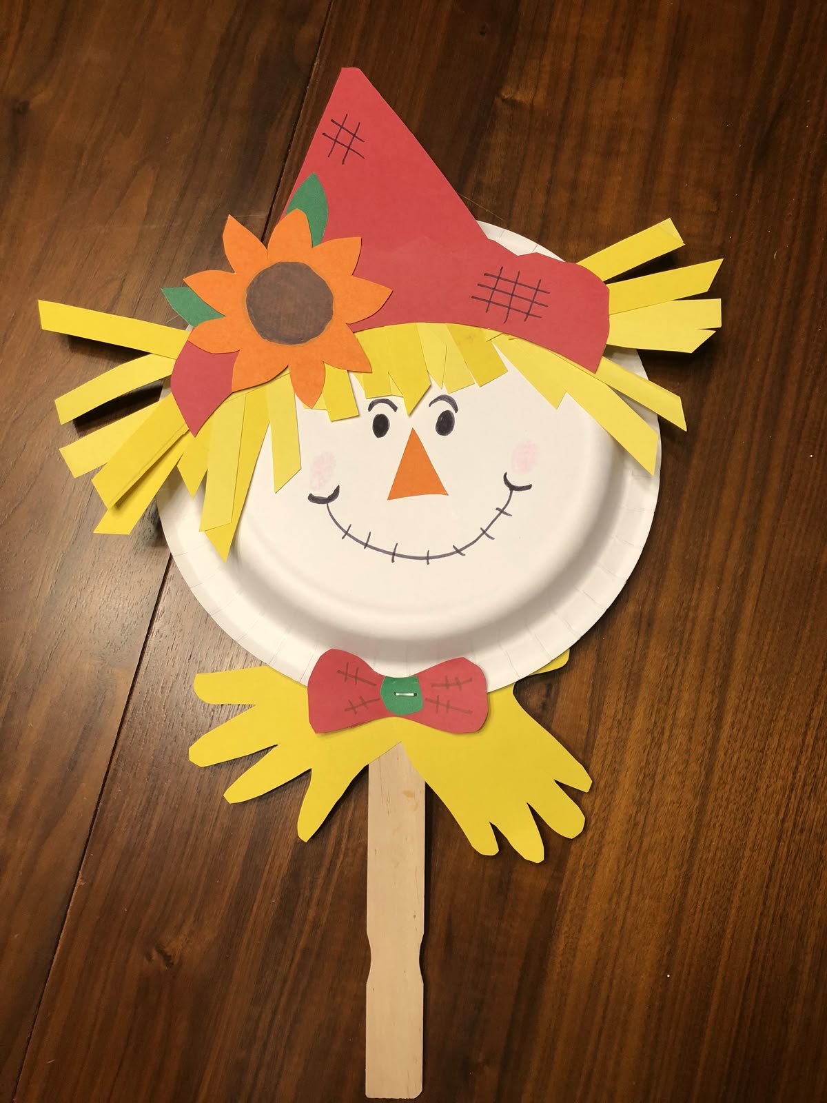  How-to-Make-Thanksgiving-Crafts-for-Young-Children-Easier.