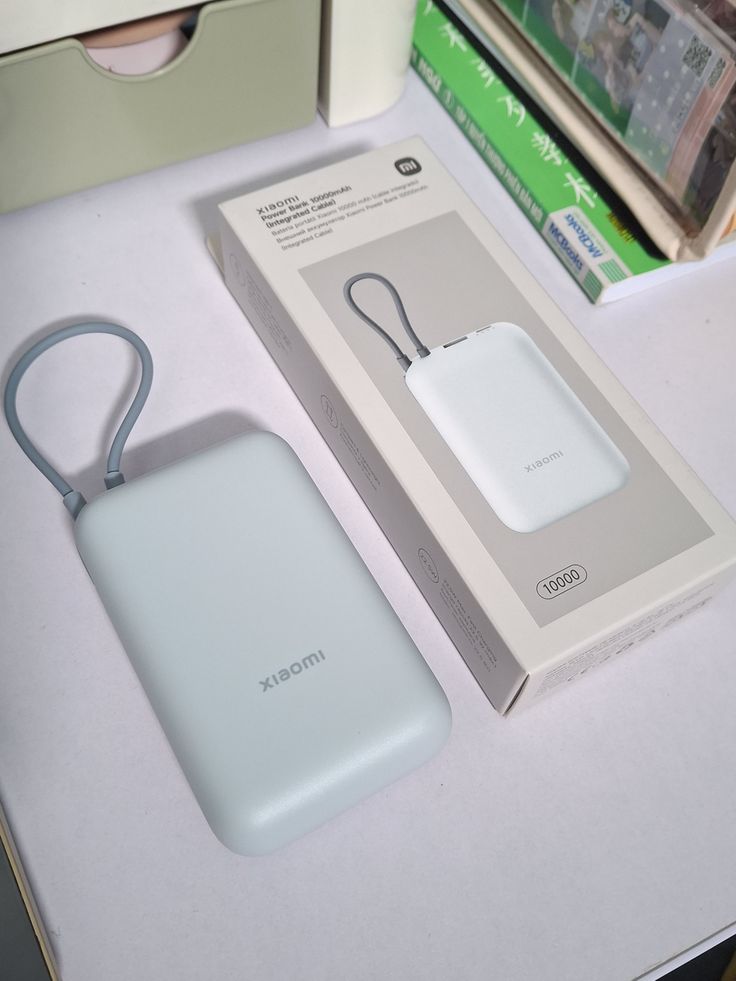 Compact-Power-Bank-Christmas-gifts-for-church-volunteers