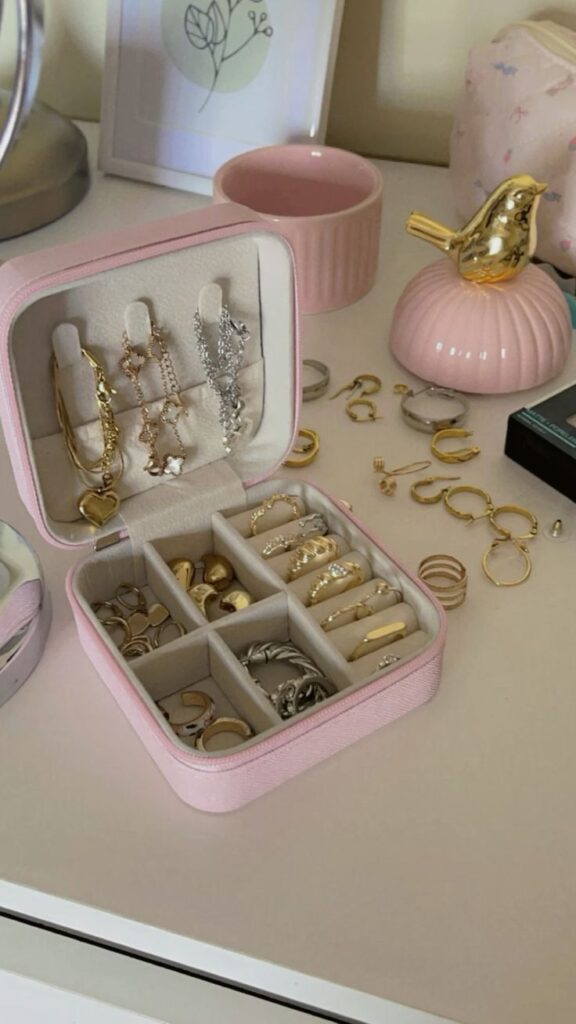 Travel-Jewellery-Organiser.